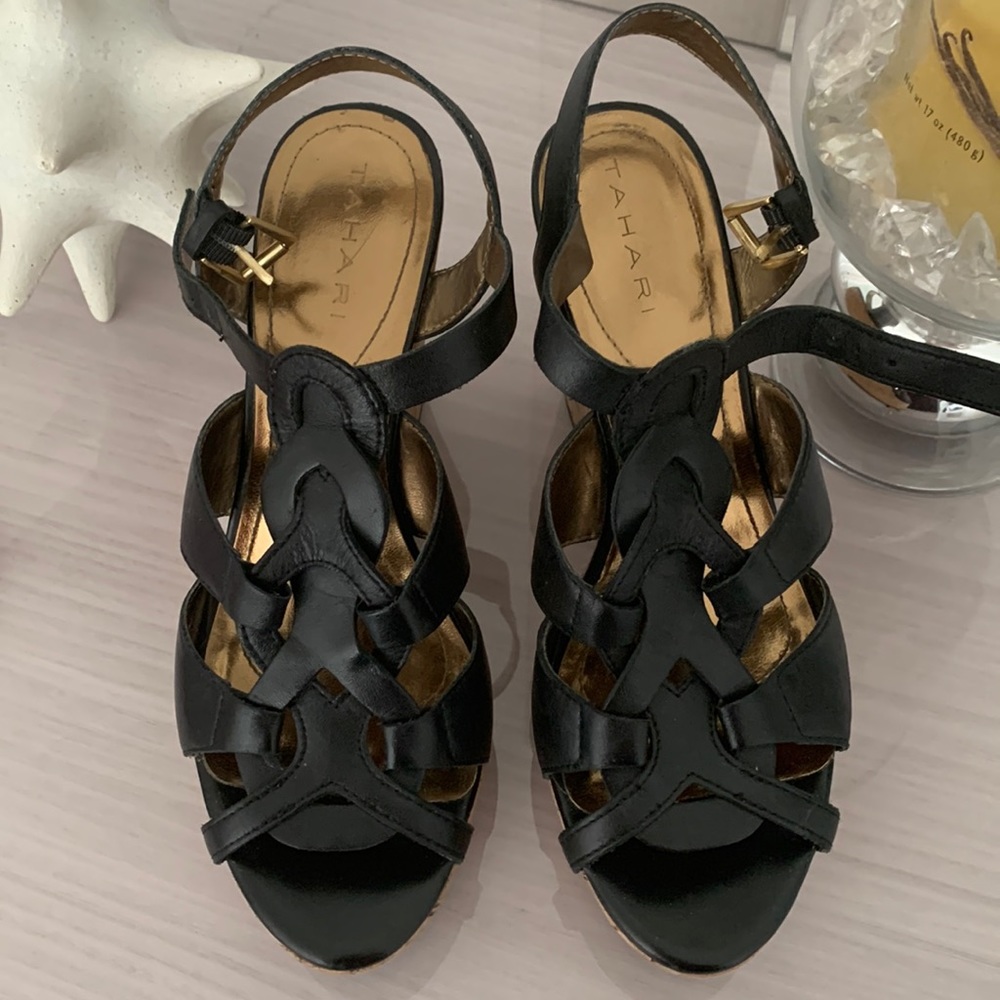 Tahari black wedge sandals size 7